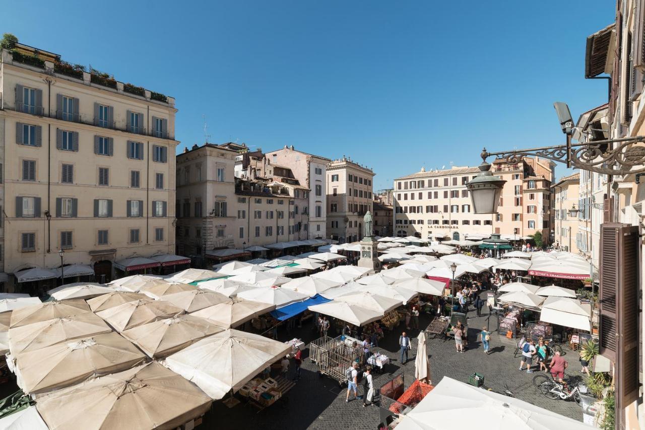 Campo De' Fiori - Charme Holidays Apartamento